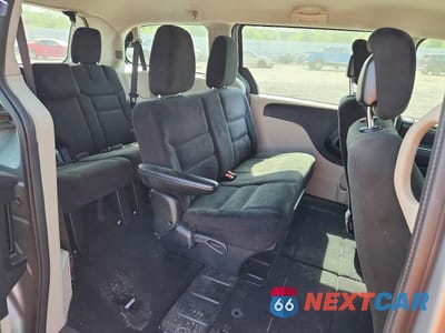 Zdjęcie 11 z 13 samochodu: 2015 DODGE GRAND CARAVAN SE VIN:2C4RDGBG9FR600531 - miniatura