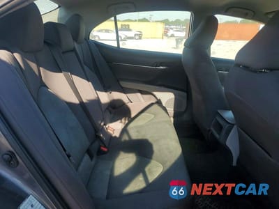 Zdjęcie 10 z 12 samochodu: 2020 TOYOTA CAMRY LE VIN:4T1C11AK2LU929230 - miniatura