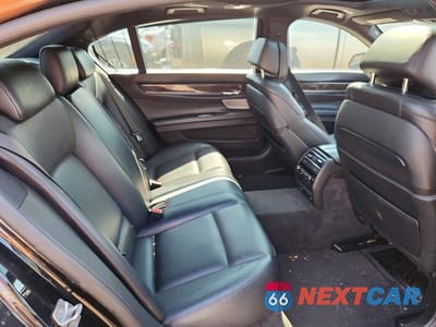 Zdjęcie 10 z 12 samochodu: 2013 BMW 750 LXI VIN:WBAYF8C58DD139716 - miniatura