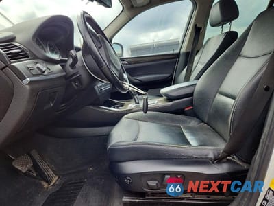 Zdjęcie 7 z 13 samochodu: 2013 BMW X3 XDRIVE28I VIN:5UXWX9C5XD0A24315 - miniatura