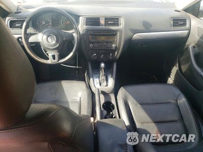 Zdjęcie 8 z 12 samochodu: 2013 VOLKSWAGEN JETTA SE VIN:3VWDP7AJ1DM356261 - miniatura