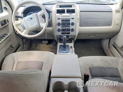 Zdjęcie 8 z 13 samochodu: 2008 FORD ESCAPE XLT VIN:1FMCU03Z38KB98676 - miniatura