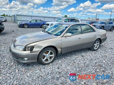 2000 LEXUS ES 300 JT8BF28G2Y0274718 - główne zdjęcie licytacji z USA - miniatura