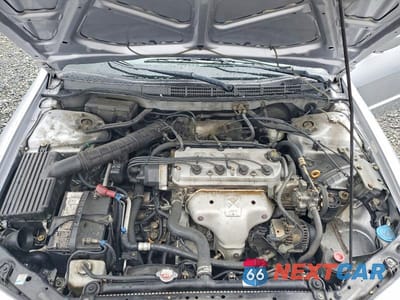 Zdjęcie 11 z 13 samochodu: 2002 HONDA ACCORD SE VIN:1HGCG56722A124845 - miniatura