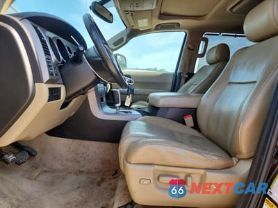 Zdjęcie 7 z 13 samochodu: 2011 TOYOTA SEQUOIA LIMITED VIN:5TDJY5G12BS045644 - miniatura