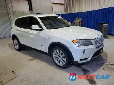 Czwarte zdjęcie samochodu z boku: 2014 BMW X3 XDRIVE28I VIN:5UXWX9C57E0D24329 - miniatura