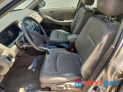 Zdjęcie 7 z 12 samochodu: 2002 HONDA ACCORD EX VIN:JHMCG66812C005653 - miniatura