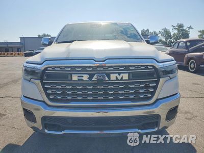Piąte zdjęcie samochodu w środku: 2025 RAM 1500 LIMITED VIN:1C6SRFHP2SN582702 - miniatura