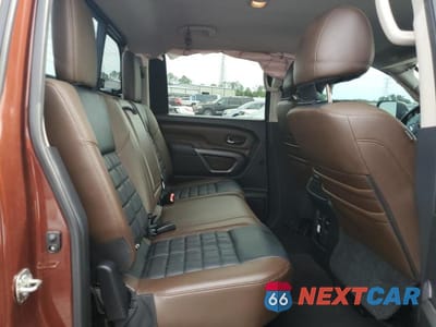 Zdjęcie 10 z 12 samochodu: 2017 NISSAN TITAN XD PLATINUM RESERVE VIN:1N6AA1F27HN508512 - miniatura