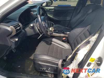 Zdjęcie 7 z 12 samochodu: 2016 LEXUS IS 200T VIN:JTHBA1D26G5010275 - miniatura