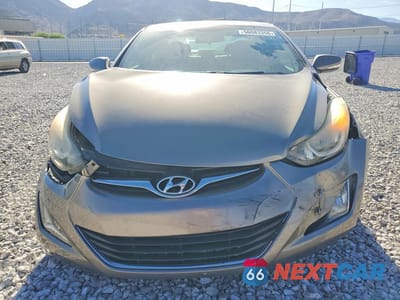 Piąte zdjęcie samochodu w środku: 2016 HYUNDAI ELANTRA VALUE EDITION VIN:5NPDH4AE9GH673684 - miniatura