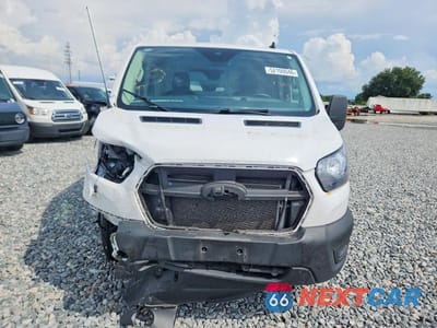 Piąte zdjęcie samochodu w środku: 2024 FORD TRANSIT T-250 VIN:1FTBR1Y81RKA80750 - miniatura