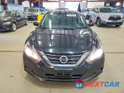 Piąte zdjęcie samochodu w środku: 2016 NISSAN ALTIMA 2.5 S VIN:1N4AL3AP2GC215970 - miniatura