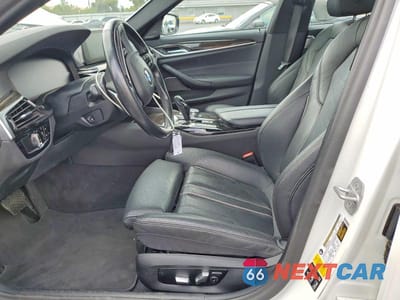 Zdjęcie 7 z 12 samochodu: 2020 BMW 530 XI VIN:WBAJR7C02LCE53747 - miniatura