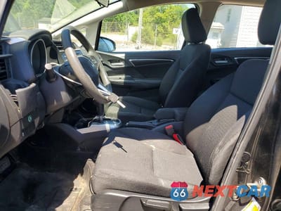 Zdjęcie 7 z 12 samochodu: 2020 HONDA FIT LX VIN:3HGGK5H48LM710487 - miniatura