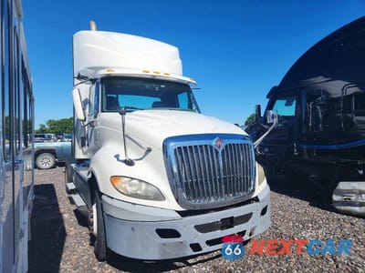 2017 INTERNATIONAL PROSTAR SEMI TRUCK 1HSDGAPR5HH164789 - główne zdjęcie licytacji z USA - miniatura