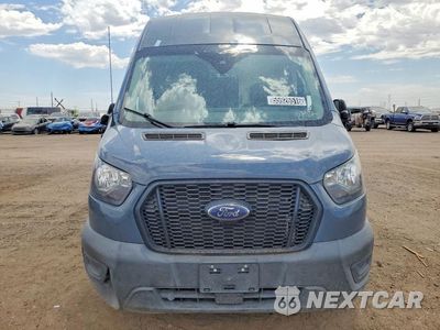 Piąte zdjęcie samochodu w środku: 2021 FORD TRANSIT 250 DELIVERY VAN VIN:1FTBR3X8XMKA78422 - miniatura