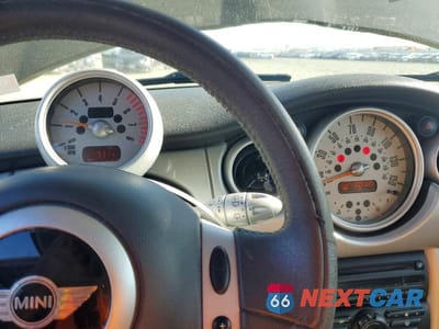 Zdjęcie 9 z 12 samochodu: 2003 MINI COOPER BASE 2D HATCH VIN:WMWRC33443TE15792 - miniatura