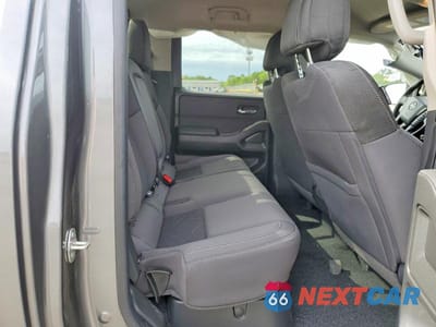 Zdjęcie 10 z 13 samochodu: 2025 NISSAN FRONTIER SV VIN:1N6ED1EK7SN630465 - miniatura