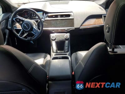 Zdjęcie 8 z 12 samochodu: 2019 JAGUAR I-PACE SE VIN:SADHC2S18K1F72692 - miniatura