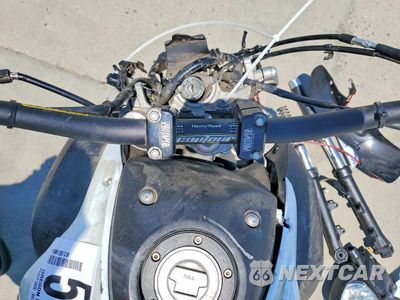 Zdjęcie 7 z 10 samochodu: 2016 YAMAHA FZ07 C VIN:JYARM06Y9GA002578 - miniatura