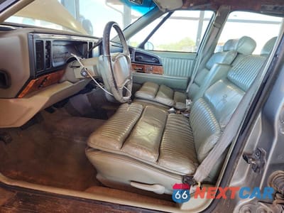 Zdjęcie 7 z 13 samochodu: 1996 BUICK PARK AVENUE VIN:1G4CW52K0TH608500 - miniatura