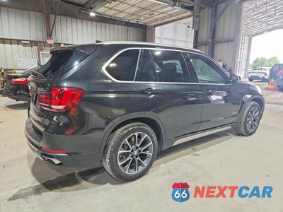 Trzecie zdjęcie samochodu z tyłu: 2018 BMW X5 XDRIVE35I VIN:5UXKR0C54JL070203 - miniatura