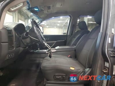 Zdjęcie 7 z 12 samochodu: 2015 NISSAN TITAN SV VIN:1N6AA0EC6FN502184 - miniatura