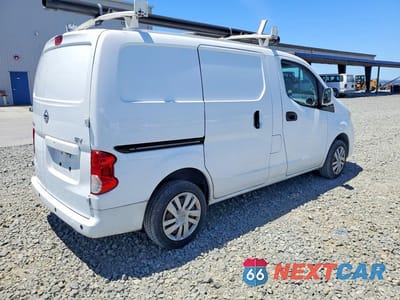 Trzecie zdjęcie samochodu z tyłu: 2020 NISSAN NV200 SV VIN:3N6CM0KN0LK702131 - miniatura