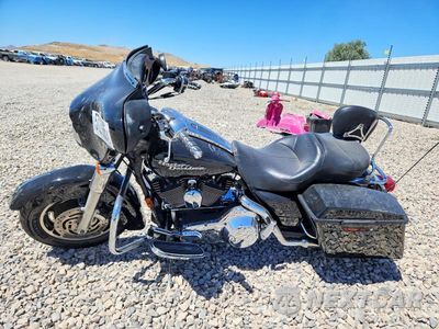 Trzecie zdjęcie samochodu z tyłu: 2006 HARLEY DAVIDSON FLHXI VIN:1HD1KBW186Y684704 - miniatura