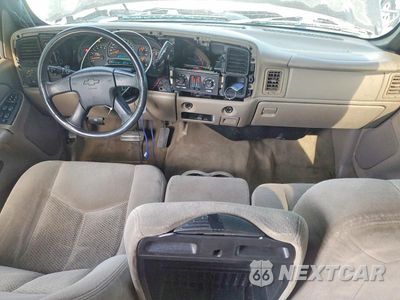 Zdjęcie 8 z 13 samochodu: 2005 CHEVROLET SILVERADO K1500 VIN:2GCEK13T651120814 - miniatura