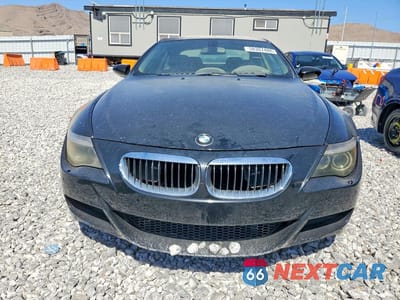 Piąte zdjęcie samochodu w środku: 2006 BMW M6 VIN:WBSEH93476B797225 - miniatura