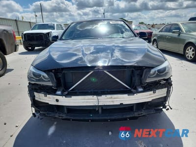 Piąte zdjęcie samochodu w środku: 2013 BMW 528 I VIN:WBAXG5C55DD230563 - miniatura