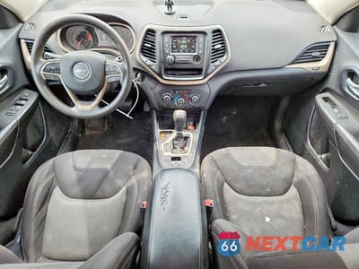 Zdjęcie 8 z 13 samochodu: 2016 JEEP CHEROKEE SPORT VIN:1C4PJLAB7GW303569 - miniatura