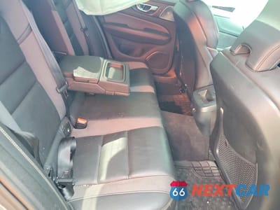 Zdjęcie 10 z 12 samochodu: 2019 VOLVO S60 T6 R-DESIGN VIN:7JRA22TM9KG003872 - miniatura