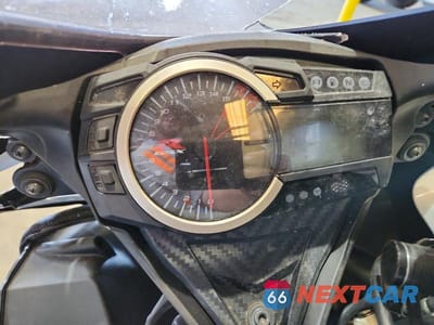 Zdjęcie 7 z 8 samochodu: 2024 SUZUKI GSX-R600 VIN:JS1GN7FA2R7100043 - miniatura