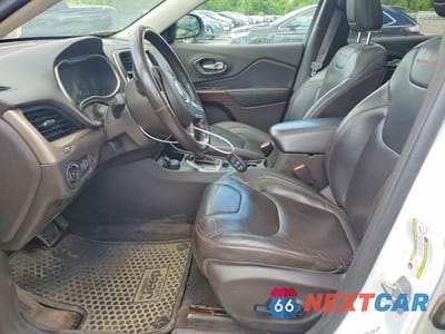Zdjęcie 7 z 13 samochodu: 2014 JEEP CHEROKEE TRAILHAWK VIN:1C4PJMBSXEW153314 - miniatura