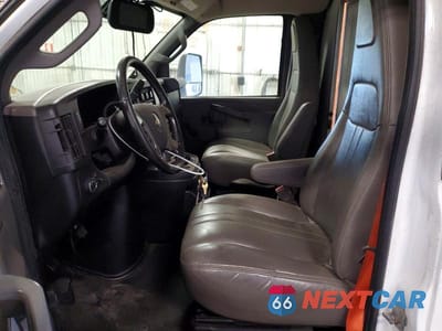 Zdjęcie 7 z 12 samochodu: 2019 CHEVROLET EXPRESS BOX TRUCK VIN:1HA3GTCG4KN000748 - miniatura