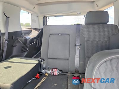 Zdjęcie 10 z 13 samochodu: 2019 CHEVROLET TAHOE C1500 LS VIN:1GNSCAKC0KR237509 - miniatura