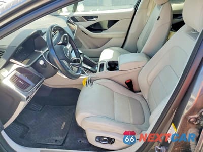 Zdjęcie 7 z 13 samochodu: 2019 JAGUAR I-PACE SE VIN:SADHC2S11K1F75966 - miniatura