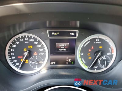 Zdjęcie 9 z 12 samochodu: 2014 MERCEDES-BENZ B ELECTRIC VIN:WDDVP9AB3EJ003729 - miniatura