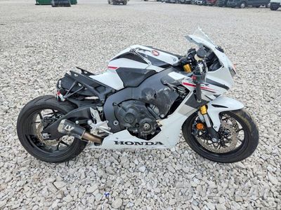 2026 HONDA CBR1000 RR JH2SC7711TK900624 - główne zdjęcie licytacji z USA - miniatura