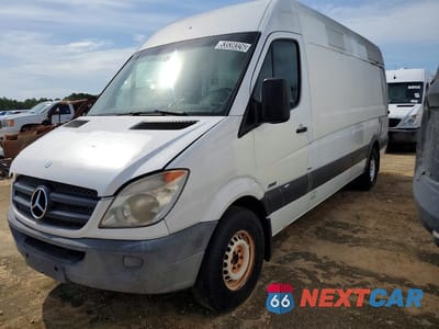 2012 MERCEDES BENZ SPRINTER 2500 DELIVERY VAN WD3PE8CB2C5691982 - główne zdjęcie licytacji z USA - miniatura