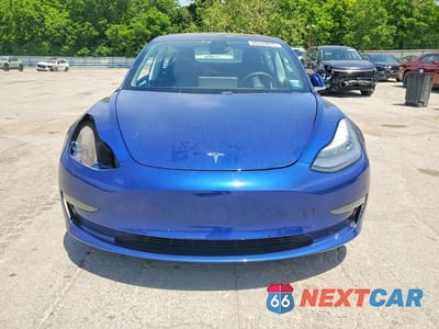 Piąte zdjęcie samochodu w środku: 2020 TESLA MODEL 3 VIN:5YJ3E1EB6LF620503 - miniatura
