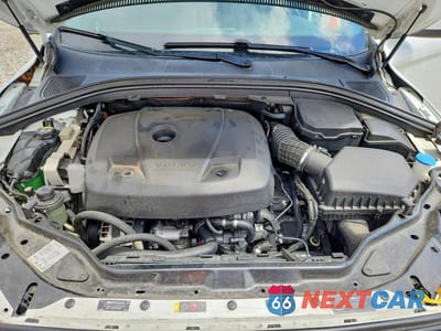 Zdjęcie 12 z 13 samochodu: 2016 VOLVO XC60 T6 R-DESIGN VIN:YV449MRP8G2874526 - miniatura