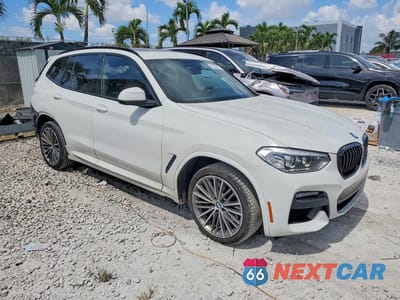 Czwarte zdjęcie samochodu z boku: 2021 BMW X3 SDRIVE30I VIN:5UXTY3C06M9H95657 - miniatura