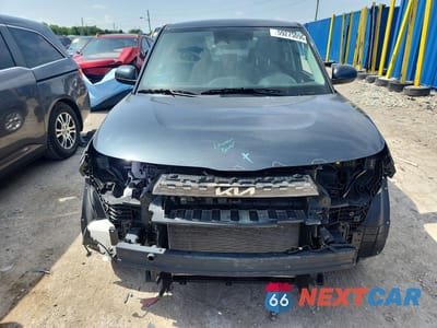 Piąte zdjęcie samochodu w środku: 2025 KIA SOUL LX VIN:KNDJ23AU6S7260429 - miniatura