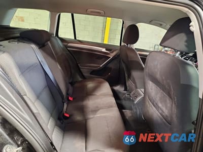 Zdjęcie 10 z 12 samochodu: 2018 VOLKSWAGEN GOLF SPORTWAGEN S VIN:3VW217AU7JM754881 - miniatura