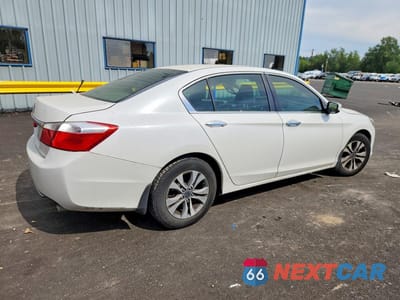 Drugie zdjęcie samochodu z przodu: 2015 HONDA ACCORD LX VIN:1HGCR2F33FA057104 - miniatura