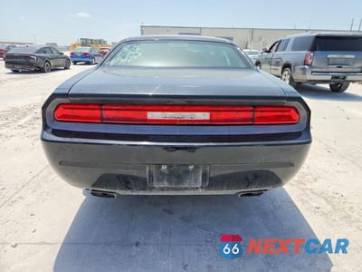 Zdjęcie 6 z 13 samochodu: 2014 DODGE CHALLENGER SXT VIN:2C3CDYAG2EH208481 - miniatura